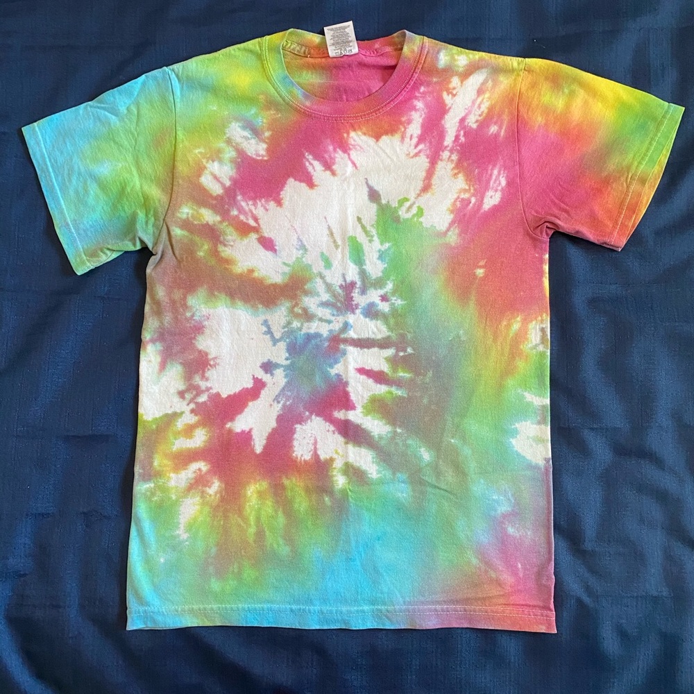 Four, custom tie dye t shirts, crew and v neck - Picture 8 of 9